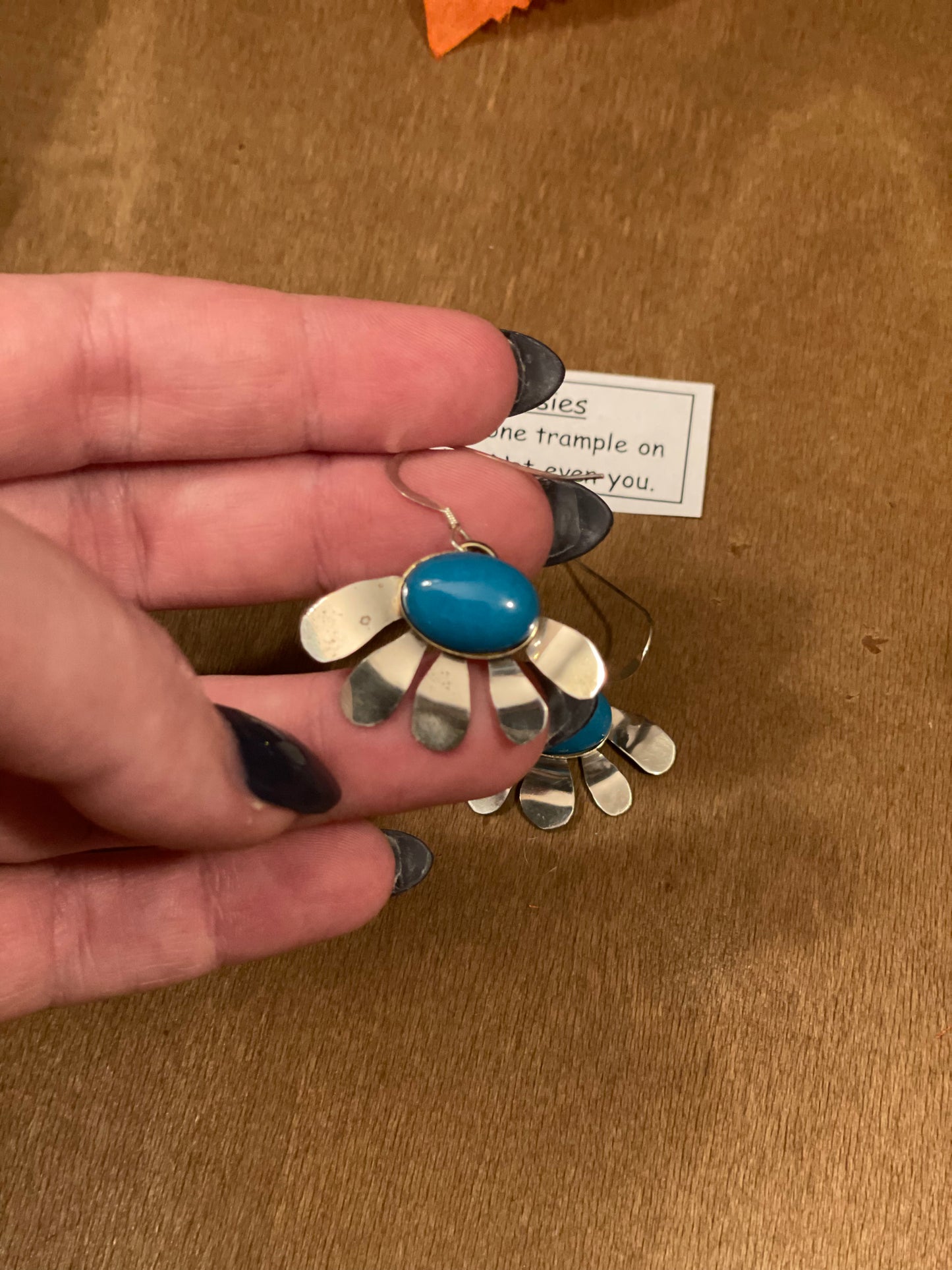 Lazy Daisies Earrings