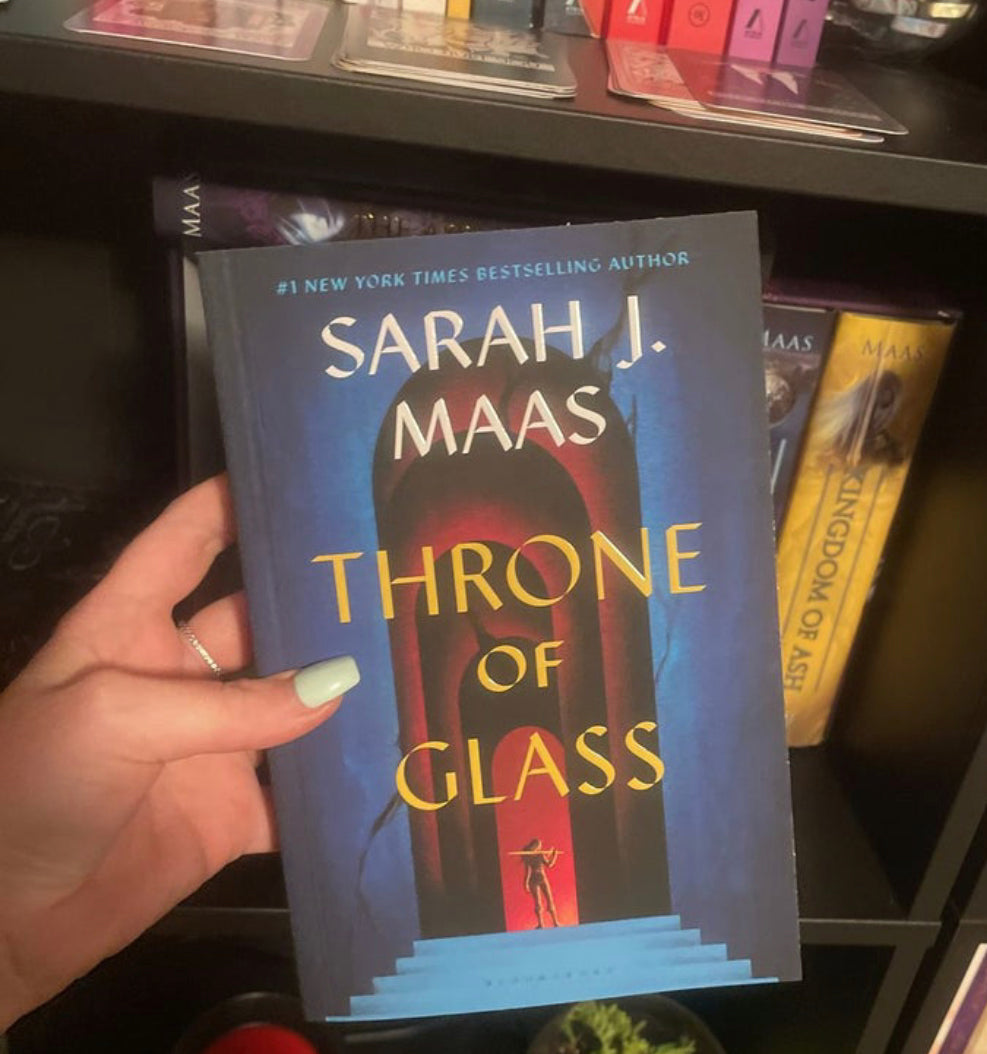 Throne of Glass by Sarah J. Mass