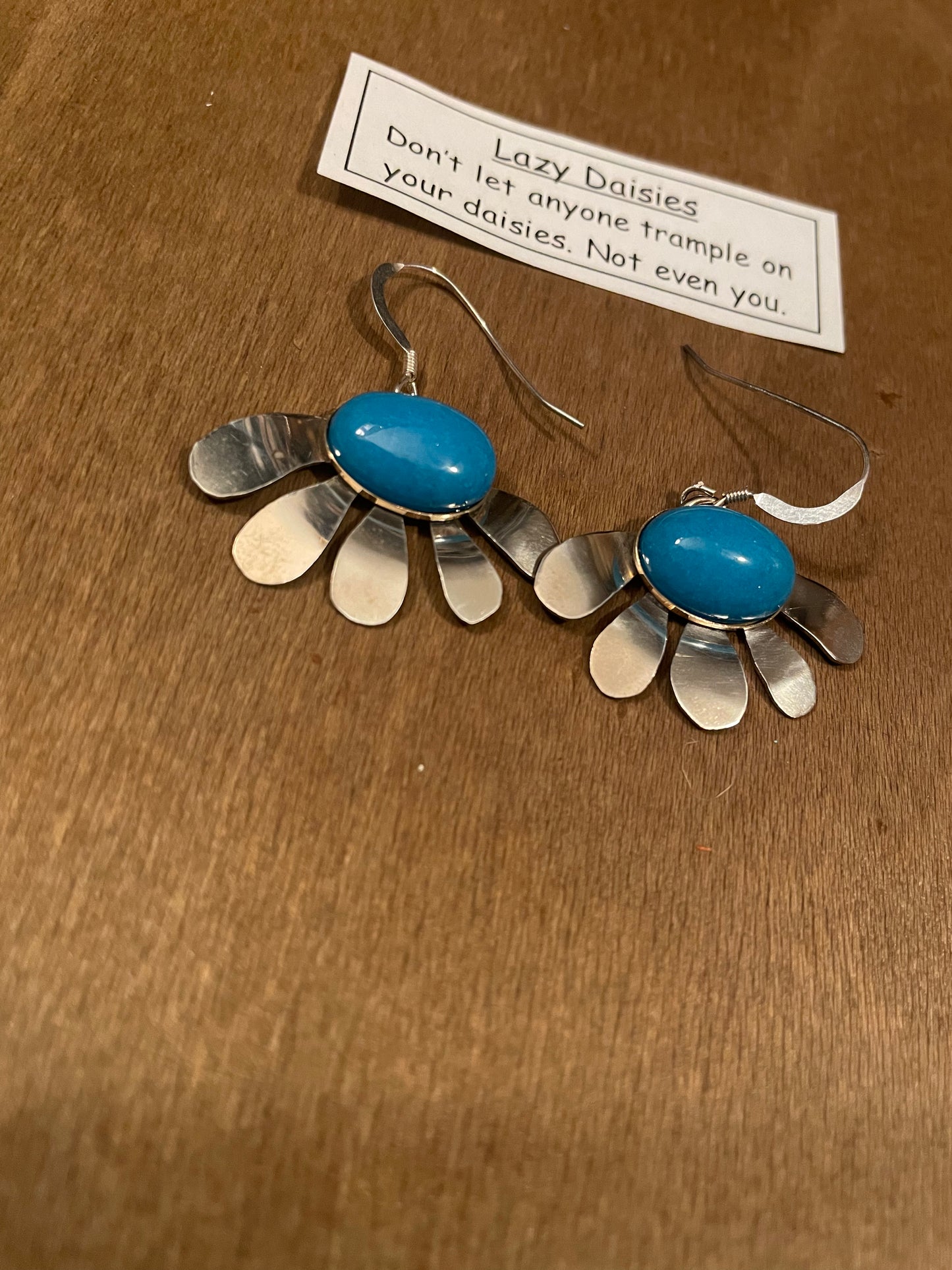 Lazy Daisies Earrings